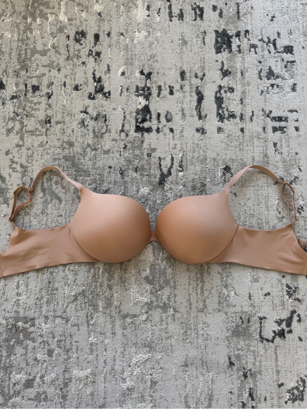 Skims Ultimate Teardrop Push-Up Bra 36D